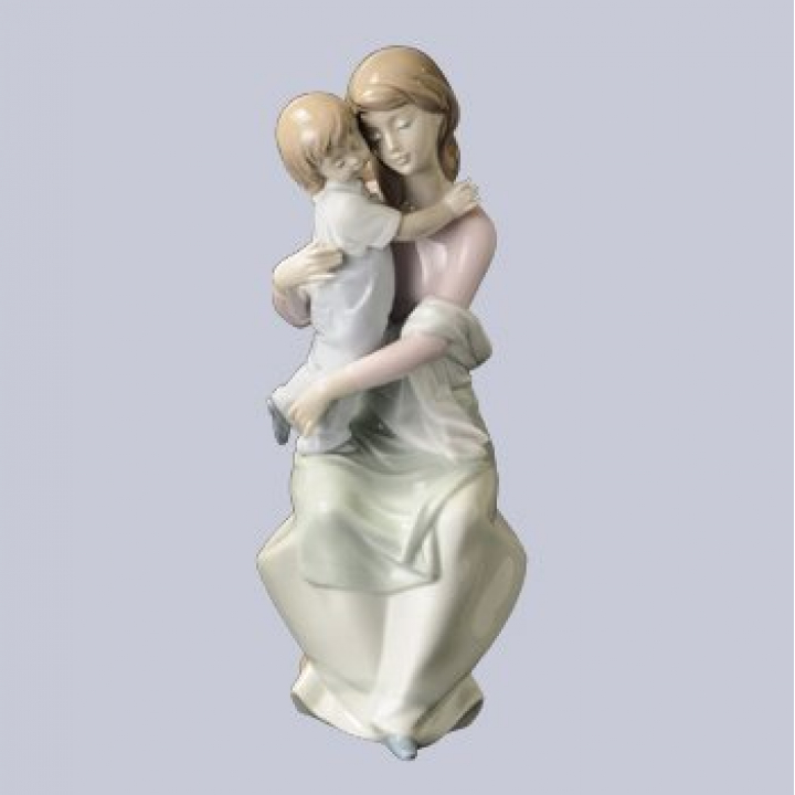 【即納商品】リヤドロ 06634 A Mother's Love